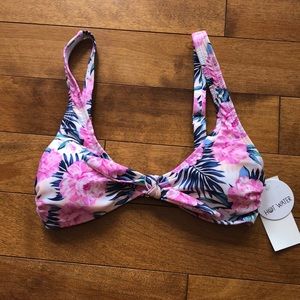 Hot Water Bikini Top size small